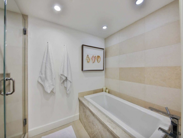 Beachfront Vacation Condo with Great Amenities